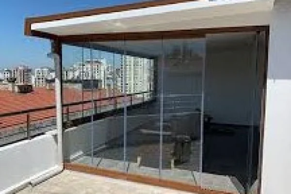 Maltepe Cam Balkon